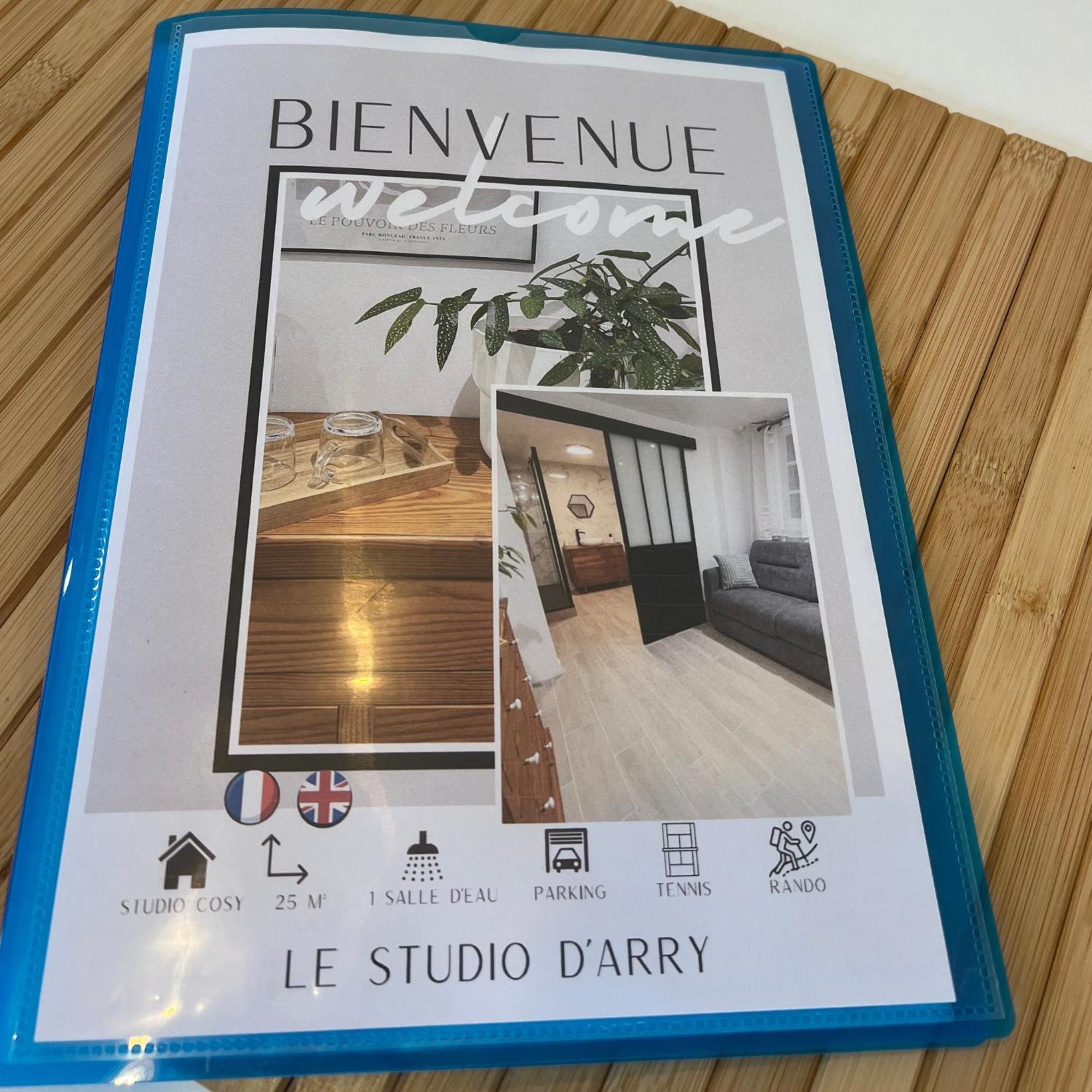 Le Studio D'Arry Le Locheur 外观 照片